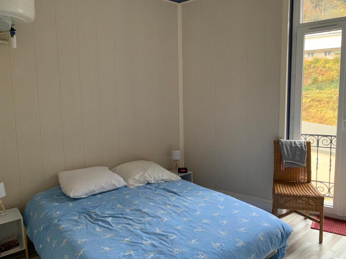 Appartement lumineux N°6 Le Val D'or - 4 personnes - 1 chambre avec petit balcon La Bourboule Extérieur photo