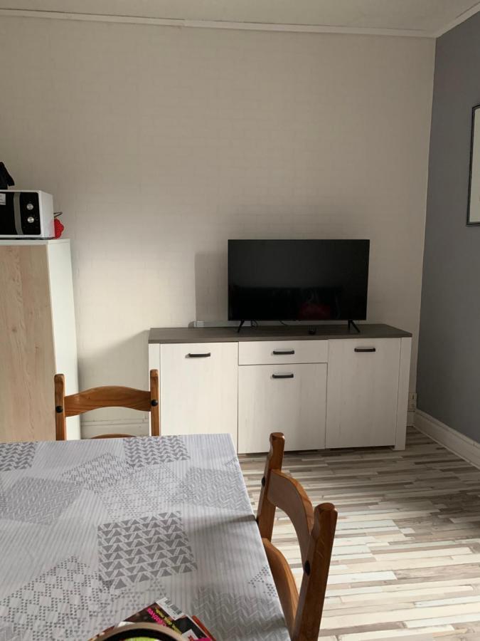 Appartement lumineux N°6 Le Val D'or - 4 personnes - 1 chambre avec petit balcon La Bourboule Extérieur photo